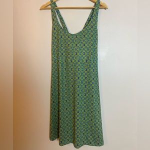 Bundle of 2 sports dresses Colombia ( green dress) Lole ( purple dress)